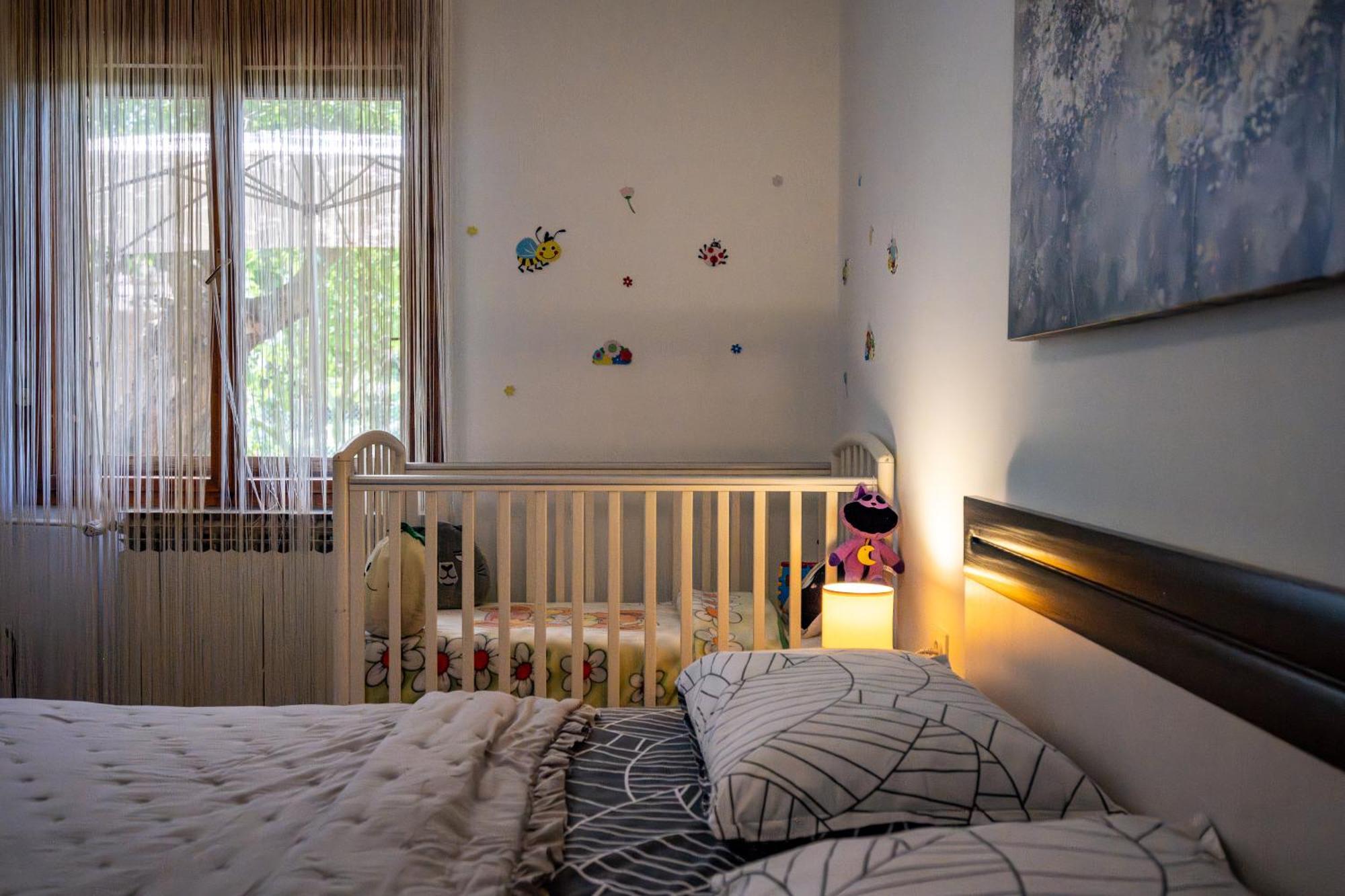 E-M Apartments With Private Pool Vinkuran Bagian luar foto